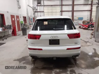 2018 Audi Q7 Premium Plus with VIN WA1LAAF73JD028903, listed as a IAAI auction lot 42044235 with 113,033 mi miles and . Bid and sale history available at DreamBid. Image 17.