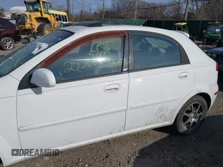 2005 Suzuki Reno z VIN KL5JJ66Z95K107110, wystawiony jako IAAI lot #41804157 z przebiegiem Nie podano mil oraz . Historia ofert i sprzedaży dostępna na DreamBid. Obrazek 6.