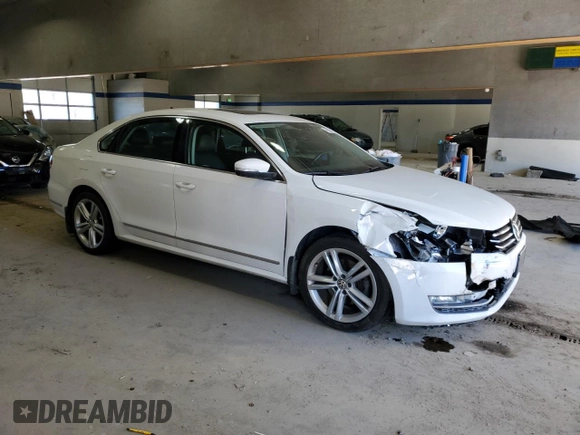 2015 Volkswagen Passat SE with VIN 1VWBS7A36FC005034, listed as a Copart auction lot 47081545 with 147,810 mi miles and Salvage title. Bid and sale history available at DreamBid. Image 4.