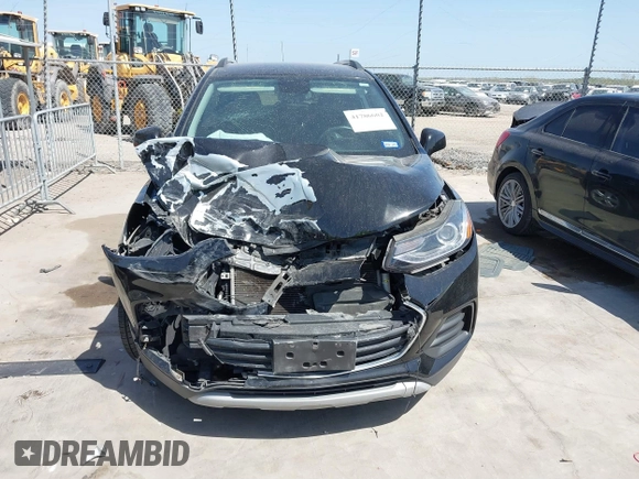 2020 Chevrolet Trax LT with VIN 3GNCJLSB0LL316958, listed as a IAAI auction lot 41786602 with 75,180 mi miles. Bid and sale history available at carsss.com. Image 12.