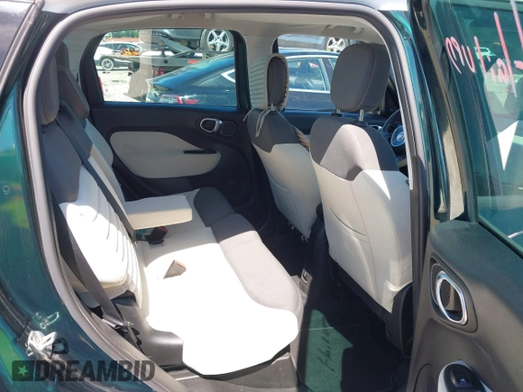 2014 FIAT 500L Easy with VIN ZFBCFABH1EZ001958, listed as a IAAI auction lot 42220010 with 62,450 mi miles and . Bid and sale history available at DreamBid. Image 8.