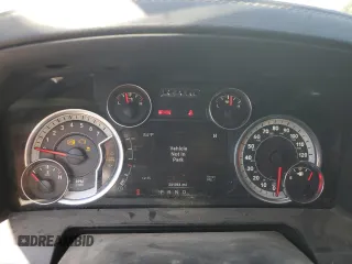 2014 Ram 1500 Sport z VIN 1C6RR7HT9ES105000, wystawiony jako Copart lot #60533335 z przebiegiem 231 064 mil mil oraz Czysty tytuł • Clean title. Historia ofert i sprzedaży dostępna na DreamBid. Obrazek 9.
