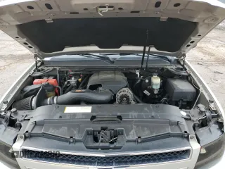 2007 Chevrolet Avalanche LT w/3LT with VIN 3GNFK12387G242923, listed as a Copart auction lot 49131214 with 176,471 mi miles and Salvage Title. Bid and sale history available at carsss.com. Image 11.