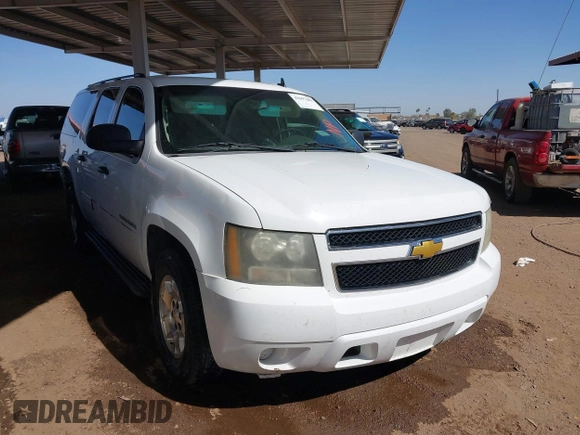 2010 Chevrolet Suburban LS with VIN 1GNUCHE01AR174986, listed as a IAAI auction lot 41697401 with 333,135 mi miles. Bid and sale history available at carsss.com. Image 1.