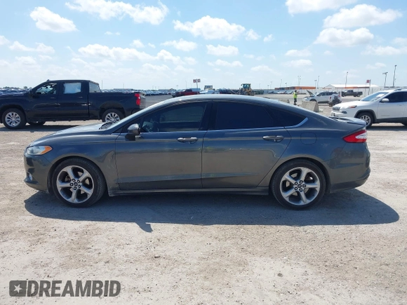 2016 Ford Fusion S z VIN 3FA6P0G78GR239353, wystawiony jako IAAI lot #42078032 z przebiegiem 177 367 mil mil oraz . Historia ofert i sprzedaży dostępna na DreamBid. Obrazek 14.