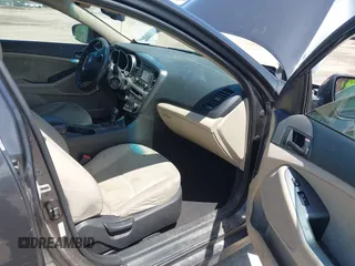 2015 Kia Optima LX z VIN KNAGM4A73F5642758, wystawiony jako IAAI lot #42253269 z przebiegiem 132 481 mil mil oraz . Historia ofert i sprzedaży dostępna na DreamBid. Obrazek 5.