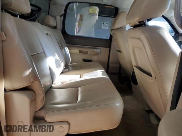 2014 Chevrolet Silverado 3500HD LT with VIN 1GC4K0C81EF144707, listed as a Copart auction lot 83362624 with 285,557 mi miles and Salvage Title. Bid and sale history available at carsss.com. Image 10.