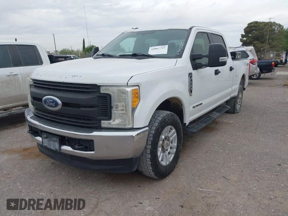 2017 Ford Super Duty F-250 SRW Lariat with VIN 1FT7W2BT7HEE48637, listed as a IAAI auction lot 42067757 with 200,831 mi miles. Bid and sale history available at carsss.com. Image 17.