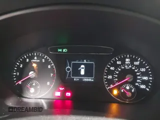2016 Kia Sorento LX with VIN 5XYPGDA39GG170291, listed as a IAAI auction lot 42045883 with 136,848 mi miles. Bid and sale history available at carsss.com. Image 7.