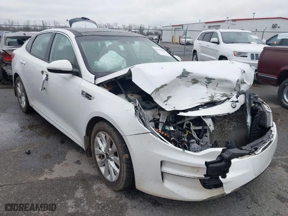2016 Kia Optima EX with VIN 5XXGU4L30GG120518, listed as a IAAI auction lot 41602190 with 116,268 mi miles. Bid and sale history available at carsss.com. Image 1.