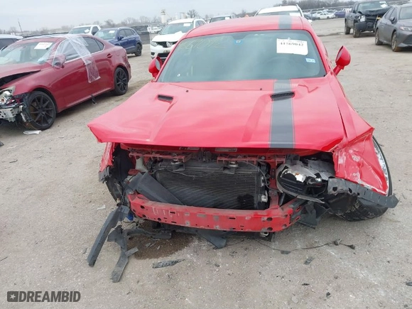 2014 Dodge Challenger SXT with VIN 2C3CDYAG5EH195242, listed as a IAAI auction lot 41569042 with 1 mi miles. Bid and sale history available at carsss.com. Image 6.