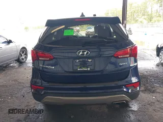 2017 Hyundai Santa Fe 2.4L z VIN 5XYZT3LB1HG482822, wystawiony jako IAAI lot #40114379 z przebiegiem 110 803 mil mil oraz . Historia ofert i sprzedaży dostępna na DreamBid. Obrazek 17.