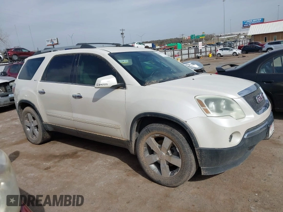2011 GMC Acadia SLT1 with VIN 1GKKVRED3BJ338147, listed as a IAAI auction lot 41808410 with 173,103 mi miles. Bid and sale history available at carsss.com. Image 13.