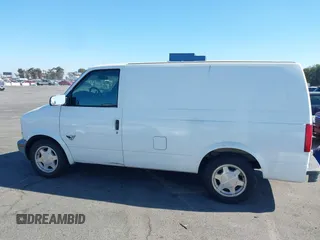 2004 Chevrolet Astro Cargo Van with VIN 1GCDM19X14B104664, listed as a IAAI auction lot 40177716 with 219,901 mi miles. Bid and sale history available at carsss.com. Image 13.