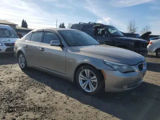 2009 BMW 5 Series 528i with VIN WBANU53589C123021, listed as a Copart auction lot 41769955 with 110,715 mi miles and Salvage Title. Bid and sale history available at carsss.com. Image 4.