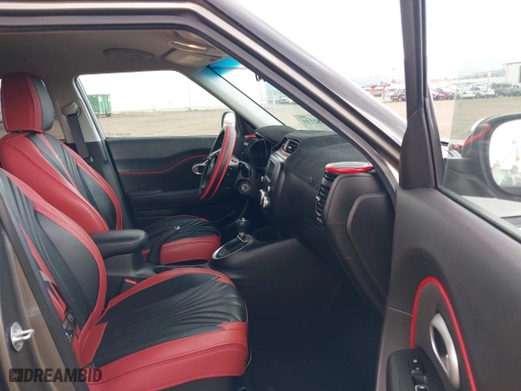 2017 Kia Soul with VIN KNDJN2A21H7485348, listed as a IAAI auction lot 42082739 with 83,557 mi miles. Bid and sale history available at carsss.com. Image 5.
