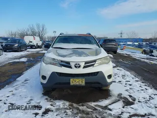 2013 Toyota RAV4 LE with VIN 2T3ZFREV7DW006622, listed as a IAAI auction lot 41166186 with 237,975 mi miles. Bid and sale history available at carsss.com. Image 13.