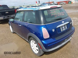 2004 MINI Hardtop with VIN WMWRC33474TJ60134, listed as a IAAI auction lot 42389410 with 183,452 mi miles and . Bid and sale history available at DreamBid. Image 3.