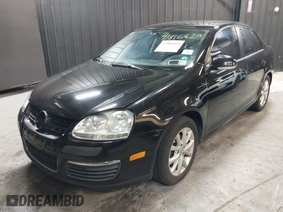 2010 Volkswagen Jetta SE z VIN 3VWRZ7AJ3AM157188, wystawiony jako IAAI lot #41816829 z przebiegiem 188 180 mil mil oraz . Historia ofert i sprzedaży dostępna na DreamBid. Obrazek 2.