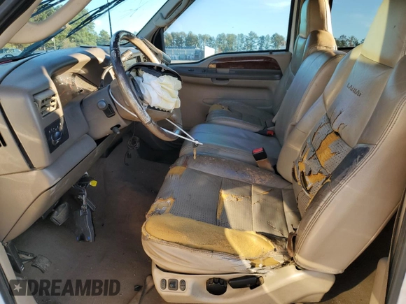 2003 Ford F-350 XL with VIN 1FTWW33F93EA39932, listed as a Copart auction lot 82341464 with 338,158 mi miles and Salvage Title. Bid and sale history available at DreamBid. Image 7.