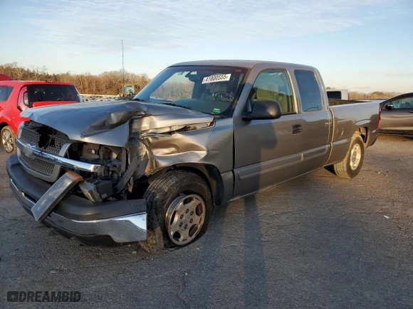 2003 Chevrolet Silverado 1500 LS with VIN 2GCEC19V631123098, listed as a Copart auction lot 41800555 with 104,156 mi miles and Salvage Title. Bid and sale history available at carsss.com. Image 1.