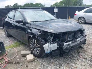 2024 Nissan Altima SV with VIN 1N4BL4DV5RN337279, listed as a IAAI auction lot 42642782 with 46,554 mi miles and . Bid and sale history available at DreamBid. Image 1.