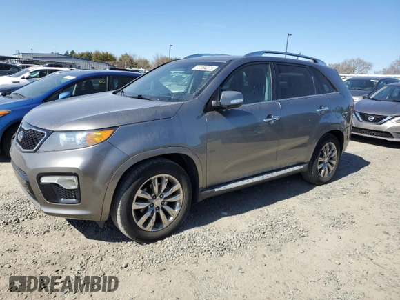 2012 Kia Sorento SX with VIN 5XYKW4A20CG294352, listed as a Copart auction lot 47394275 with 97,197 mi miles and Salvage Title. Bid and sale history available at carsss.com. Image 1.