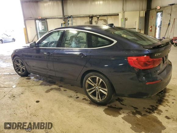 2018 BMW 3 Series 330i xDrive with VIN WBA8Z9C51JG828083, listed as a Copart auction lot 86483354 with 70,475 mi miles and Salvage Title. Bid and sale history available at carsss.com. Image 2.