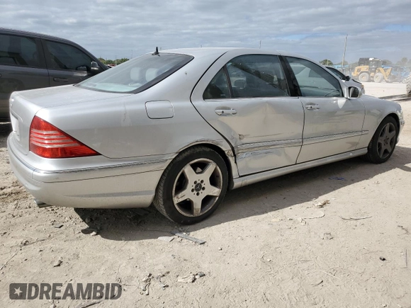 2003 Mercedes-Benz S-Class 5.0L with VIN WDBNG75J13A326110, listed as a Copart auction lot 80086494 with 0 mi miles and Salvage Title. Bid and sale history available at carsss.com. Image 3.