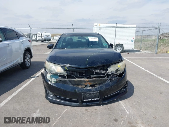 2012 Toyota Camry L with VIN 4T1BF1FK5CU085710, listed as a IAAI auction lot 42059895 with 129,247 mi miles. Bid and sale history available at carsss.com. Image 12.