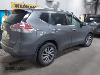 2015 Nissan Rogue SV with VIN 5N1AT2MV8FC846568, listed as a IAAI auction lot 41665072 with 105,841 mi miles. Bid and sale history available at carsss.com. Image 4.