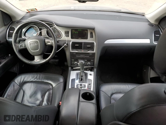 2010 Audi Q7 with VIN WA1MYAFE1AD005425, listed as a Copart auction lot 81697144 with 200,802 mi miles and Salvage title. Bid and sale history available at DreamBid. Image 8.