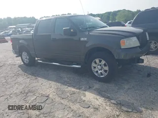 2007 Ford F-150 XLT z VIN 1FTRW12W57KC02330, wystawiony jako IAAI lot #42246828 z przebiegiem 321 712 mil mil oraz . Historia ofert i sprzedaży dostępna na DreamBid. Obrazek 1.