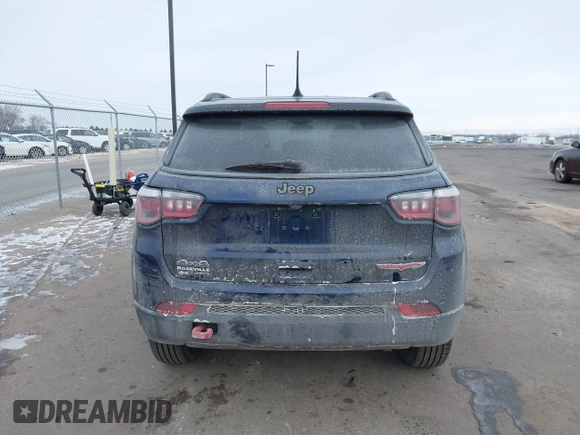2020 Jeep Compass Trailhawk with VIN 3C4NJDDB3LT143926, listed as a IAAI auction lot 41368613 with 61,909 mi miles and . Bid and sale history available at carsss.com. Image 16.