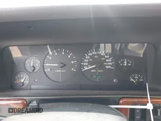 1996 Jeep Grand Cherokee Limited with VIN 1J4GZ78Y1TC381474, listed as a IAAI auction lot 42467661 with 155,587 mi miles and . Bid and sale history available at DreamBid. Image 7.