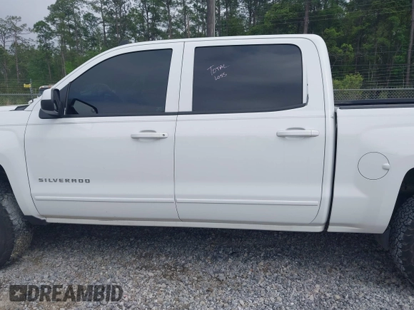 2015 Chevrolet Silverado 1500 LT with VIN 3GCUKREC1FG465118, listed as a IAAI auction lot 41864753 with 290,367 mi miles. Bid and sale history available at carsss.com. Image 14.