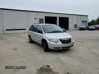 2006 Chrysler Town & Country LWB Touring with VIN 2A4GP54L66R795222, listed as a Copart auction lot 53098964 with 185,048 mi miles and Salvage Title. Bid and sale history available at carsss.com. Image 12.