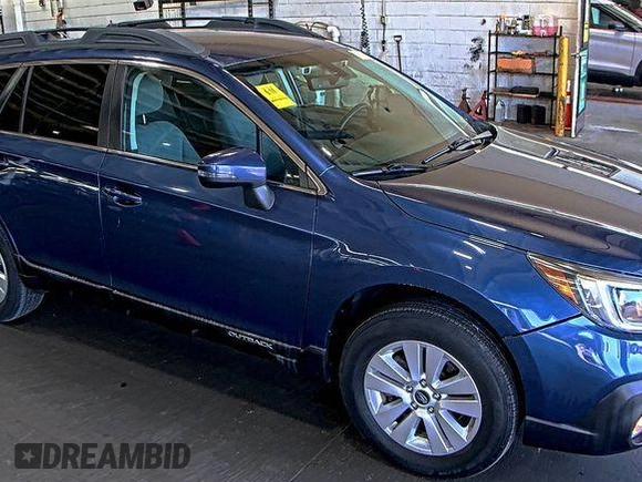 2020 Ford Escape SE with VIN 1FMCU9G60LUC47298, listed as a IAAI auction lot 42573178 with 68,095 mi miles and . Bid and sale history available at DreamBid. Image 16.