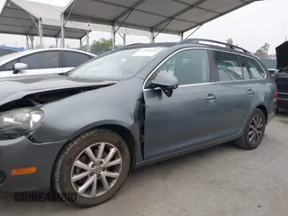 2010 Volkswagen Jetta с VIN 3VWTZ8AJ1AM641503, выставлен на аукционе IAAI как лот 42466090 с пробегом 83 804 миль миль и . История ставок и продаж доступна на DreamBid. Изображение 14.