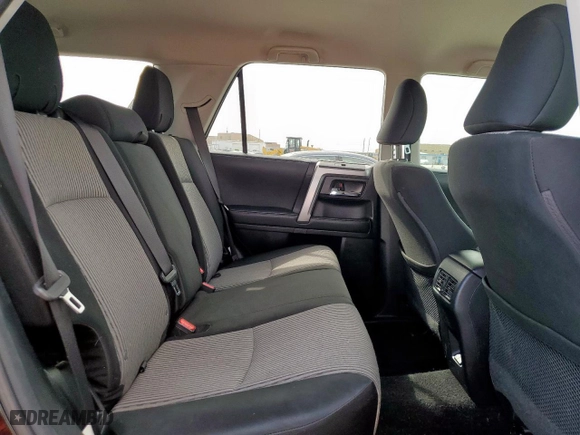 2022 Toyota 4Runner SR5 with VIN JTEEU5JR2N5261477, listed as a Copart auction lot 48479755 with 56,782 mi miles and Salvage Title. Bid and sale history available at carsss.com. Image 11.
