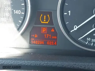 2011 BMW X5 35i with VIN 5UXZV4C51BL740731, listed as a IAAI auction lot 41771257 with 148,638 mi miles. Bid and sale history available at carsss.com. Image 15.