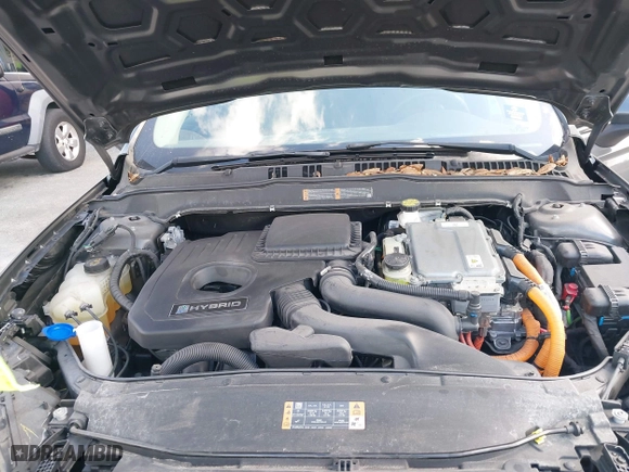 2020 Ford Fusion Hybrid SE with VIN 3FA6P0LU7LR246462, listed as a IAAI auction lot 41766758 with 40,817 mi miles. Bid and sale history available at carsss.com. Image 10.