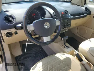 2009 Volkswagen Beetle S with VIN 3VWRW31C89M503329, listed as a Copart auction lot 64251285 with 168,900 mi miles and Salvage title. Bid and sale history available at DreamBid. Image 8.
