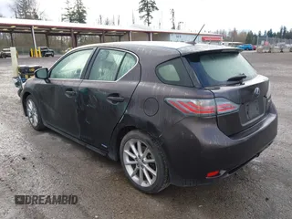 2013 Lexus CT 200h z VIN JTHKD5BH6D2134372, wystawiony jako IAAI lot #41882762 z przebiegiem 182 919 mil mil oraz . Historia ofert i sprzedaży dostępna na DreamBid. Obrazek 3.