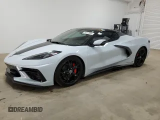 2023 Chevrolet Corvette 2LT z VIN 1G1YB3D48P5116600, wystawiony jako Copart lot #55317805 z przebiegiem 8 839 mil mil oraz Szkoda całkowita • Salvage title. Historia ofert i sprzedaży dostępna na DreamBid. Obrazek 1.
