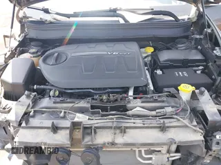 2018 Jeep Cherokee Latitude Plus с VIN 1C4PJLLX0JD523874, выставлен на аукционе IAAI как лот 42374894 с пробегом 77 086 миль миль и . История ставок и продаж доступна на DreamBid. Изображение 10.