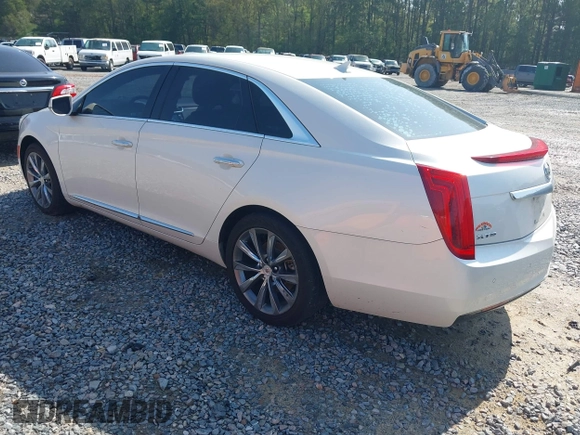 2014 Cadillac XTS with VIN 2G61L5S3XE9231858, listed as a IAAI auction lot 41941564 with 158,479 mi miles. Bid and sale history available at carsss.com. Image 3.