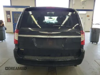 2014 Chrysler Town & Country Touring z VIN 2C4RC1BG9ER445347, wystawiony jako Copart lot #54272315 z przebiegiem 143 863 mil mil oraz Szkoda całkowita • Salvage title. Historia ofert i sprzedaży dostępna na DreamBid. Obrazek 6.