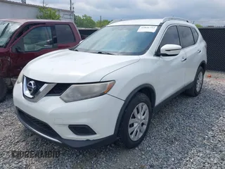 2016 Nissan Rogue S with VIN KNMAT2MTXGP612171, listed as a IAAI auction lot 42041712 with 181,246 mi miles. Bid and sale history available at carsss.com. Image 17.