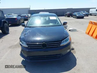 2015 Volkswagen Jetta SE с VIN 3VWD17AJ5FM214385, выставлен на аукционе IAAI как лот 42337460 с пробегом 99 625 миль миль и . История ставок и продаж доступна на DreamBid. Изображение 12.